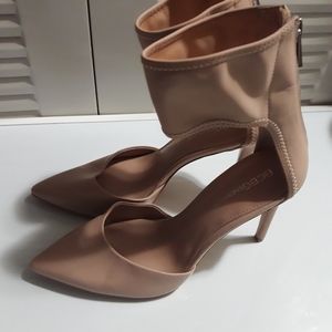 BCBG ENERATION heels size 7.